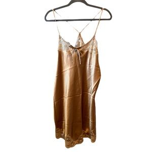 Vintage CINEMA ETOILE Gold Babydoll Satin Chemise Nightgown Lace L